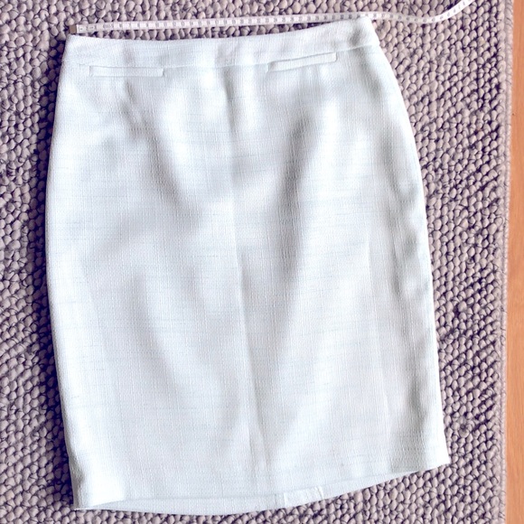 Halogen - Size 2 - sky light blue pencil skirt - Picture 3 of 5
